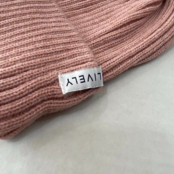 The It-Girl Pom Beanie, by Lively - Picture 3 of 10